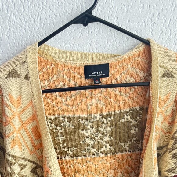 Western Aztec Cardigan – Active Design Los Angeles – Open Front Boho Style - Picture 4 of 4